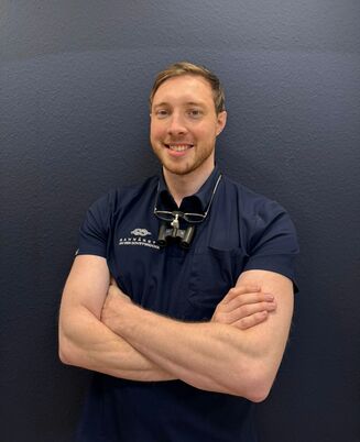 Eduard Zimmermann | Assistenzzahnarzt | Zahnärzte an der Schiffbrücke